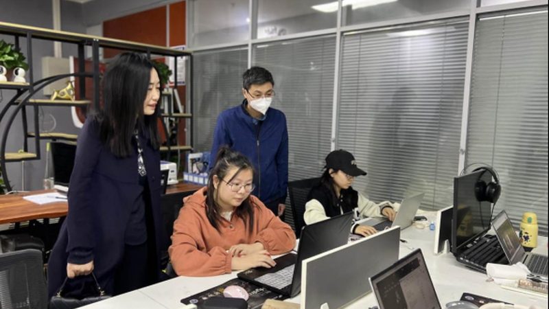 公关传播效果评估报告模板：构建数据驱动的传播策略